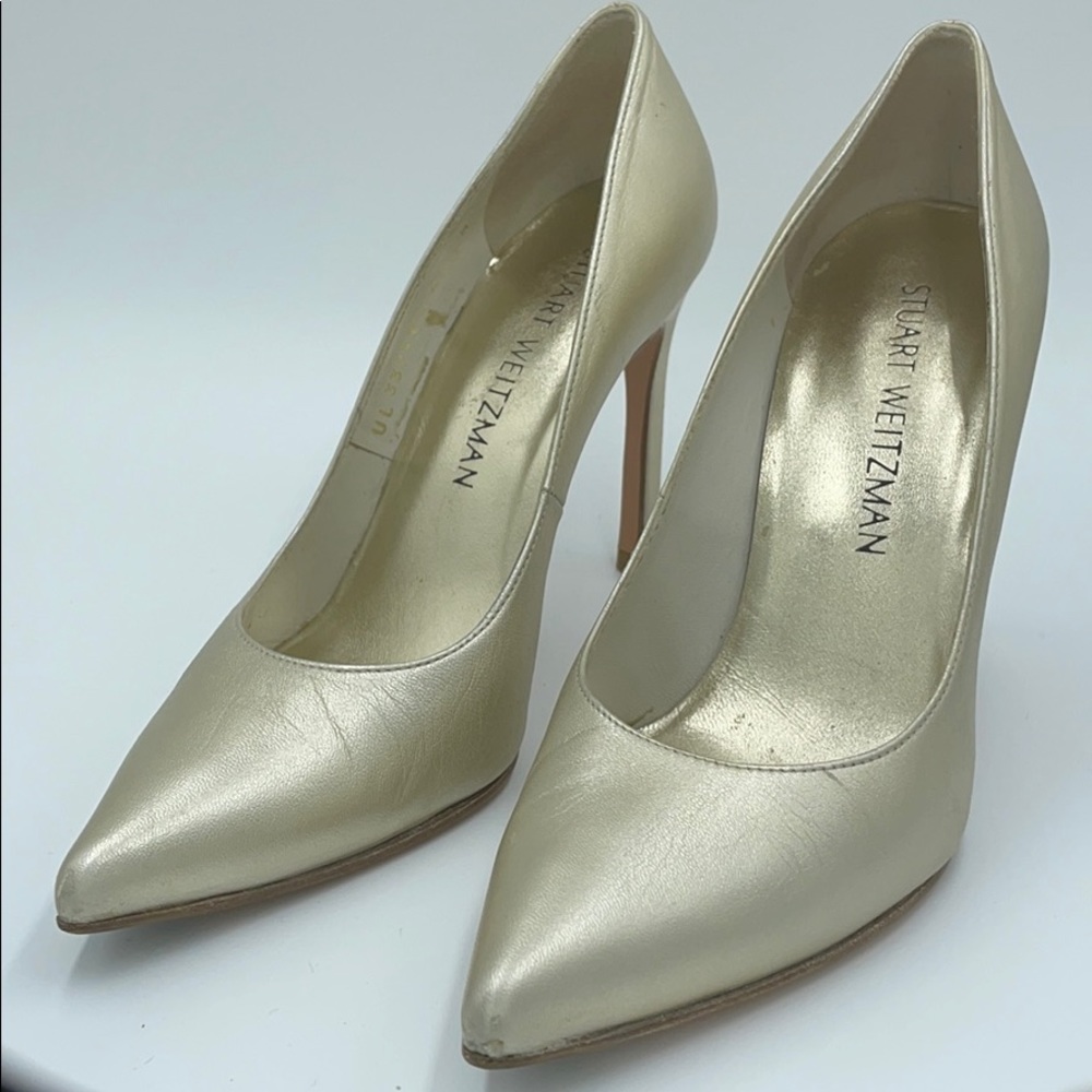 Stuart Weizmann Champagne Leather 4” Pumps US 6